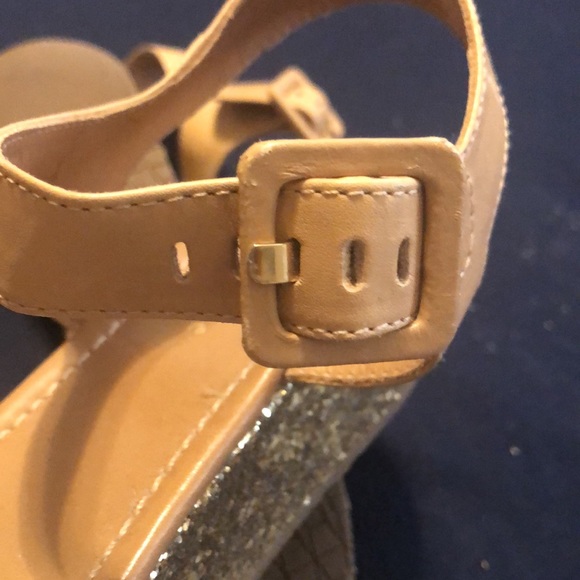 Sandals - Picture 3 of 8